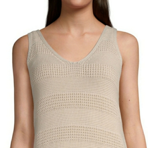 NWT a.n.a V Neck Sleeveless Pullover Sweater - Picture 4 of 11